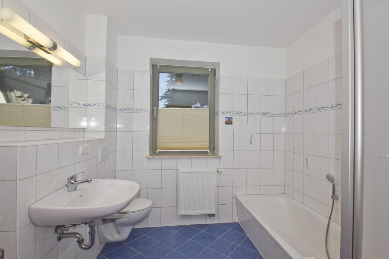 Ferienhaus Distelfink FeWo 01 Balkon, Meerblick Groß Zicker Exterior foto